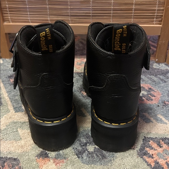 Dr. Martens Devon Heart Boots - Picture 5 of 5